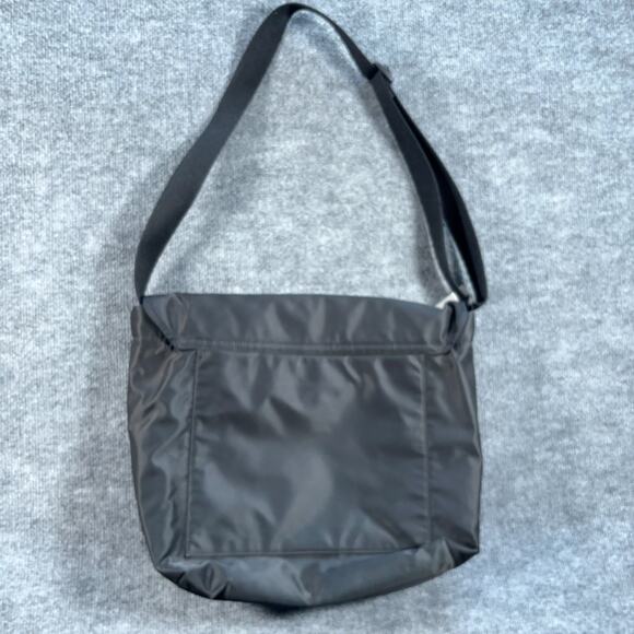 Kate Spade Black Nylon Messenger Bag Large Crossbody Laptop Work Travel Tote - Picture 2 of 14